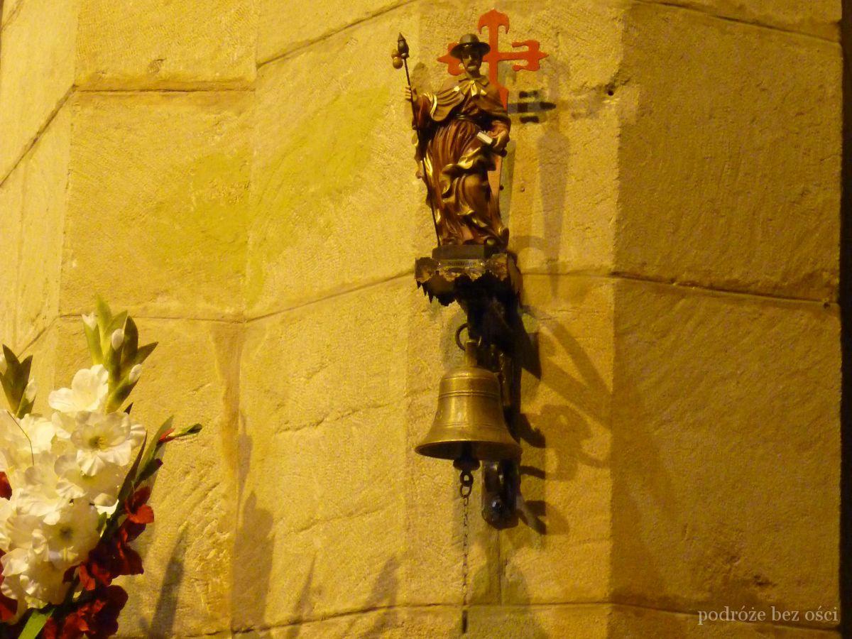 Dzwonek w kościele w Najera