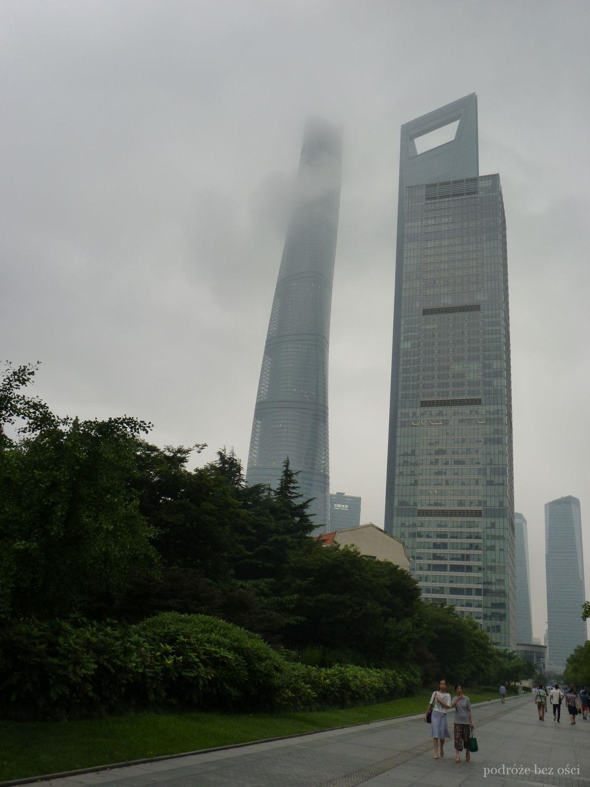 Shanghai World Financial Center i Shanghai Tower