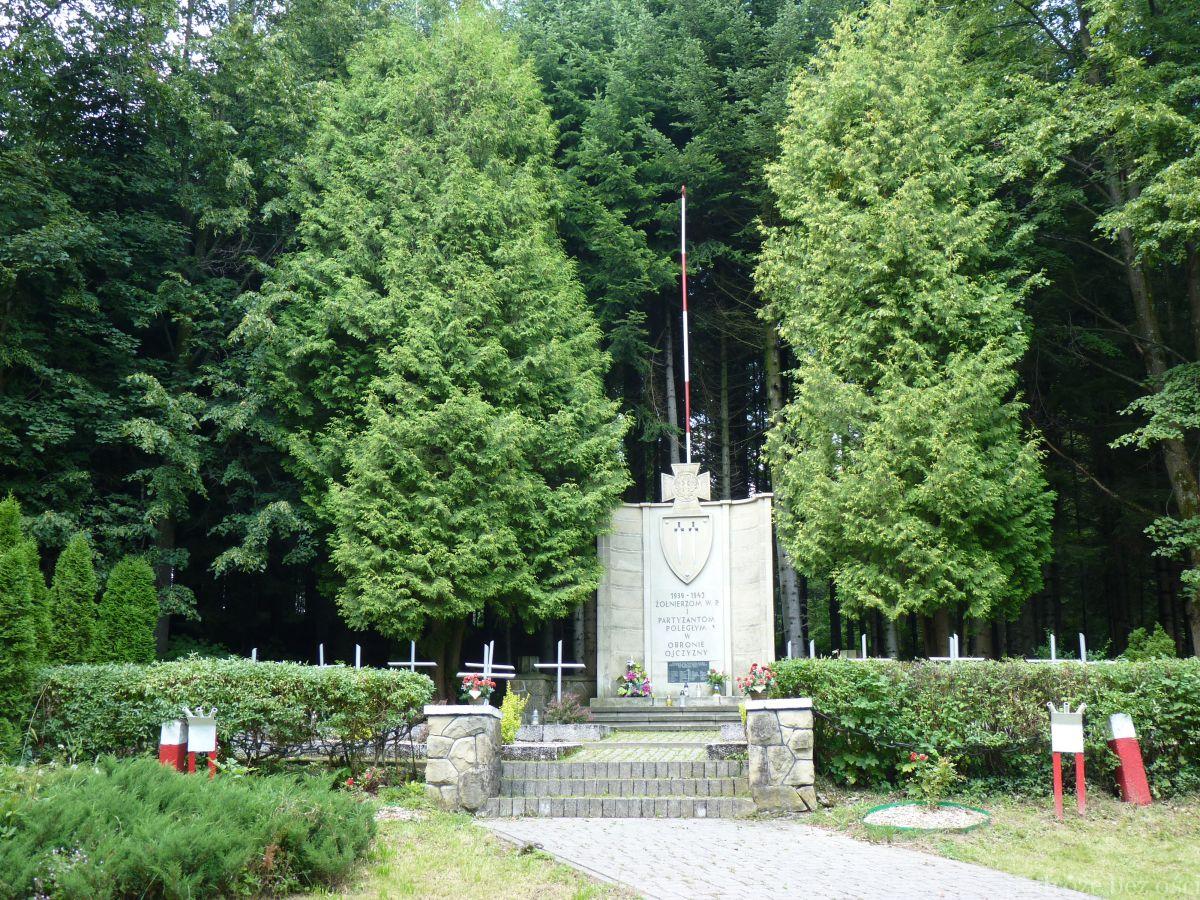 Cmentarz wojenny upamiętniający ofiary pierwszych dni II Wojny Światowej w bitwie o Wysoką