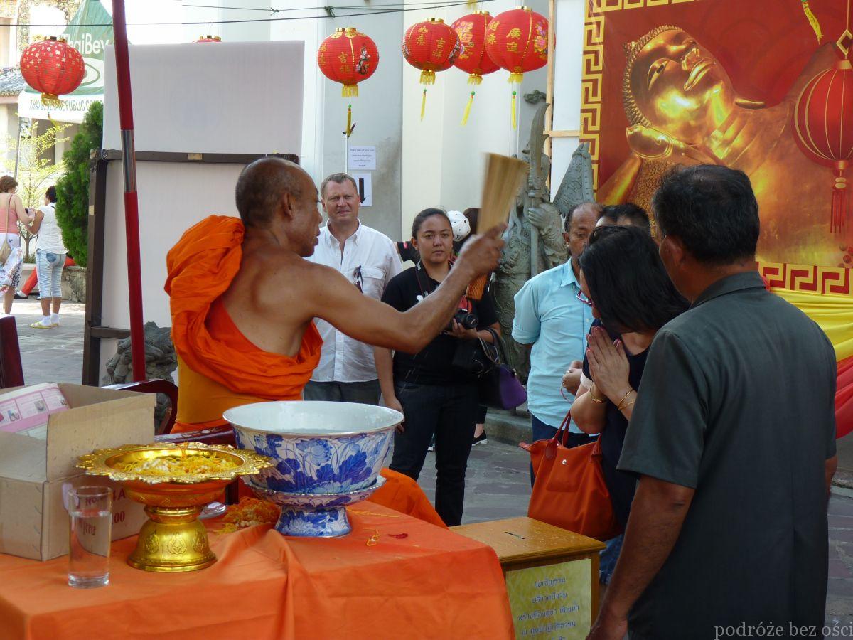 Oprócz błogosławieństwa w Wat Pho można „dostać" najlepszy tajski masaż