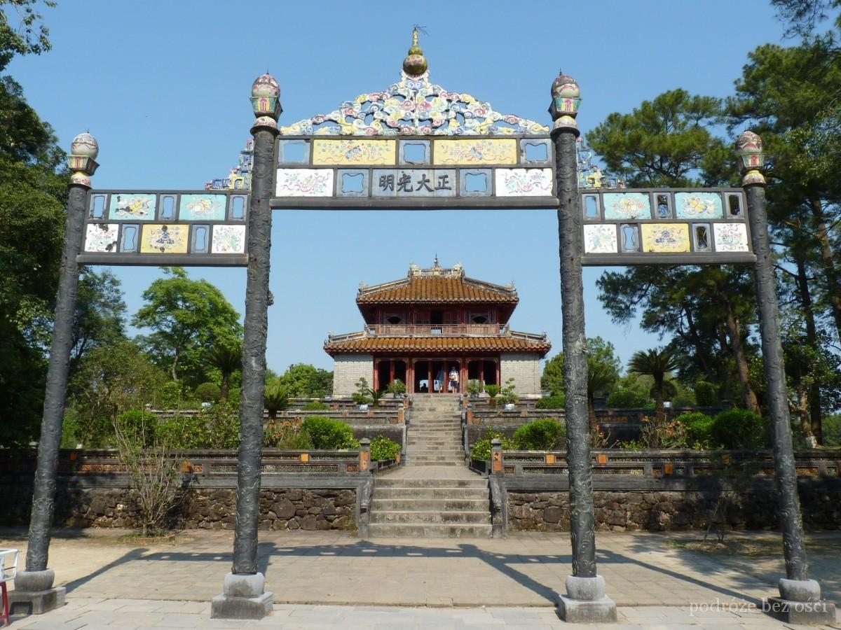 Ming Mang tomb
