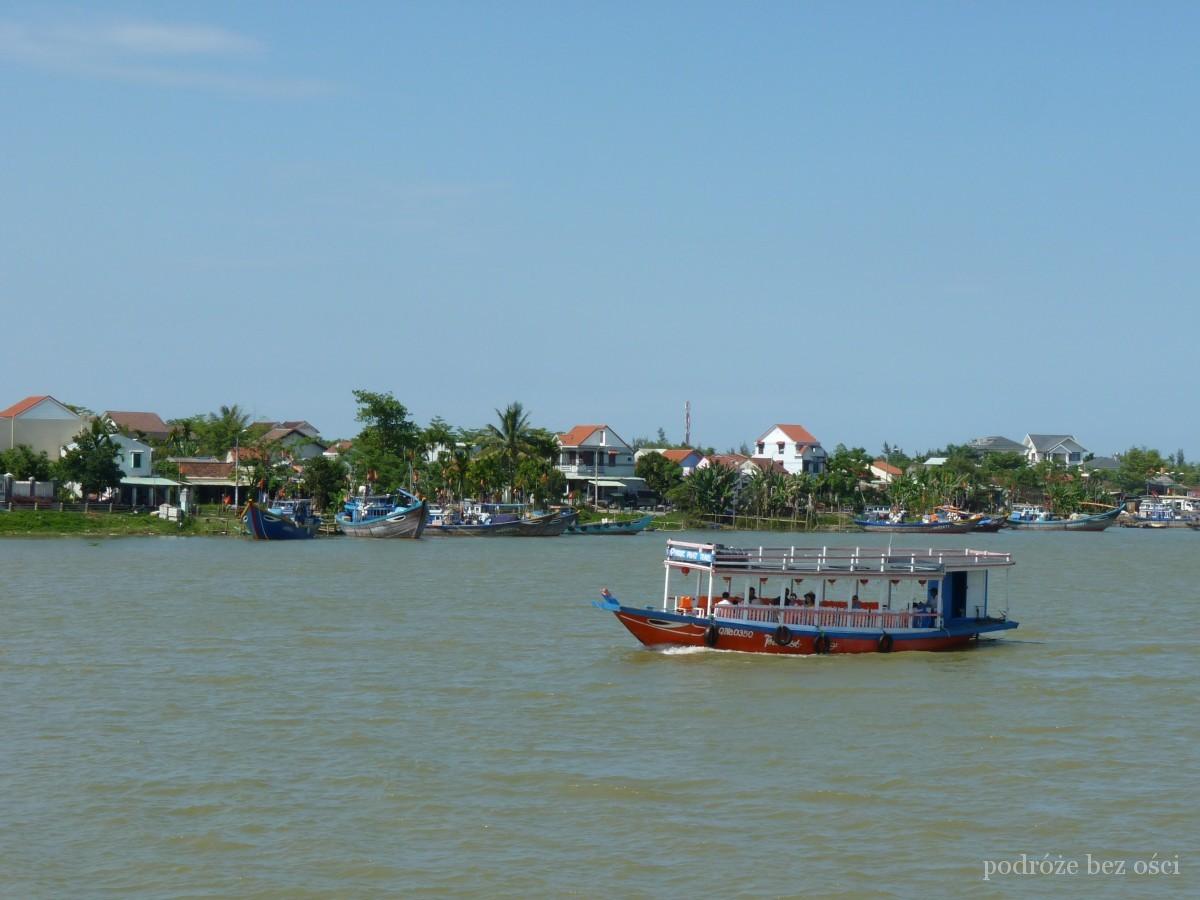 Boat on a river in Vietnam, łódka na rzece w Wietnamie Asia, Asia