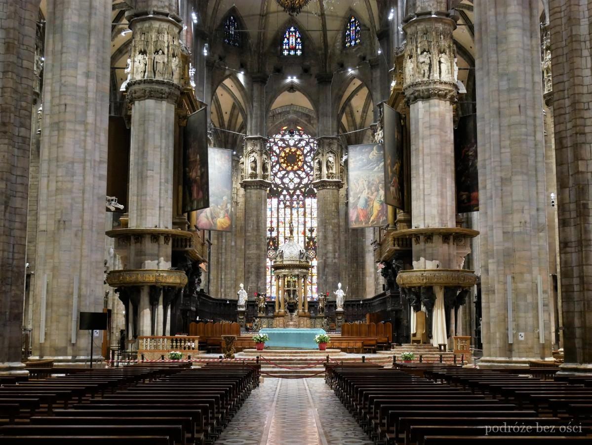 Wnętrze Katedry w Mediolanie, Duomo di Milano, Mediolan co zobaczyć