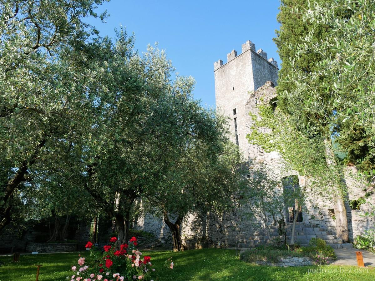 Zamek Vezio, Castello di Vezio, Varenna, Włochy, Italia