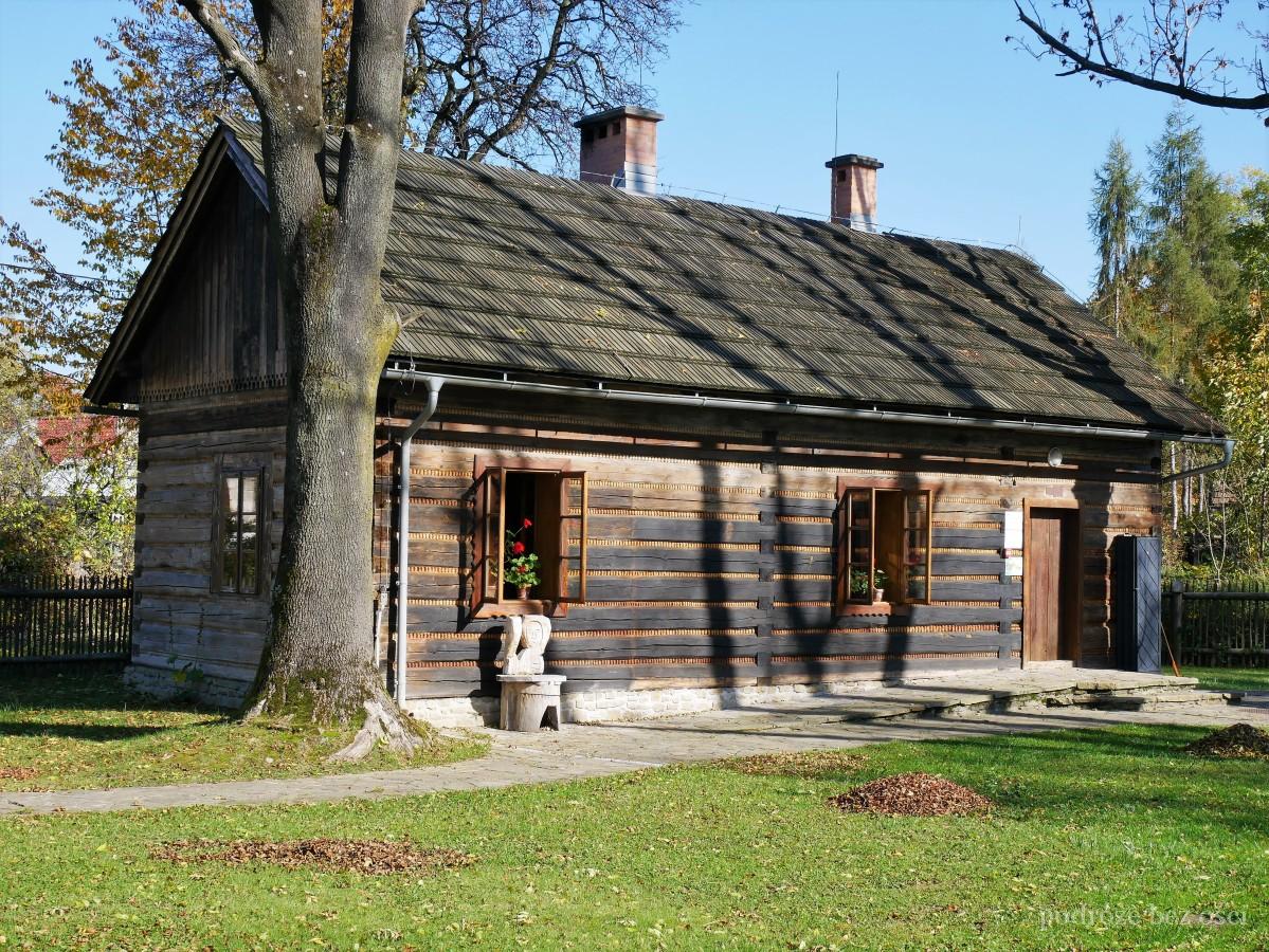 Milówka chata z przyborowa Stara Chałupa muzeum Beskid Żywiecki Polska