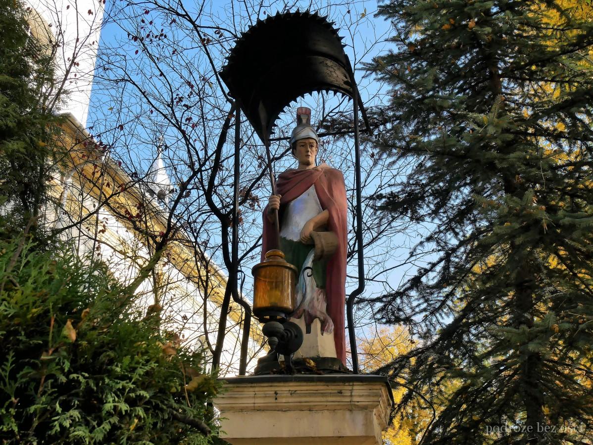 Milówka rzeźba św. Floriana w Milówce