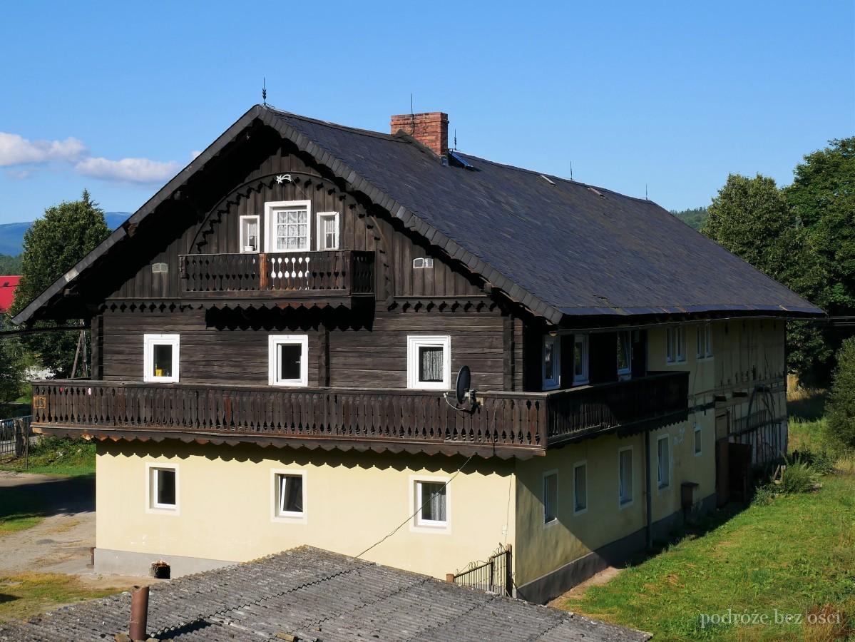 Dom tyrolski w Mysłakowicach. Dolny Śląsk