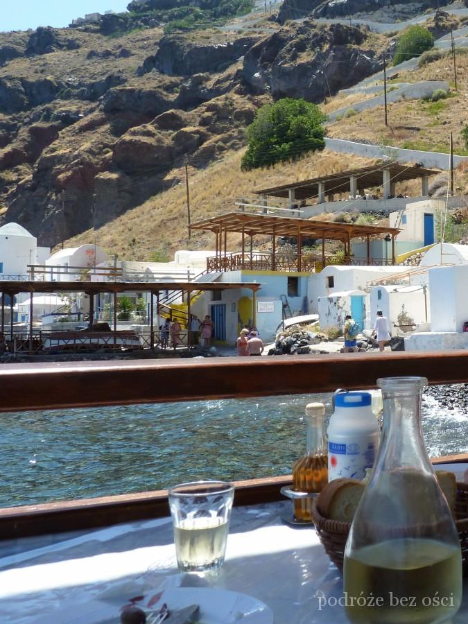 wino island wyspa santorini grecja santoryn thira najwieksze atrakcje ktore warto zobaczyc zwiedzic ciekawe miejsca zabytki wakacje przewodnik top 10