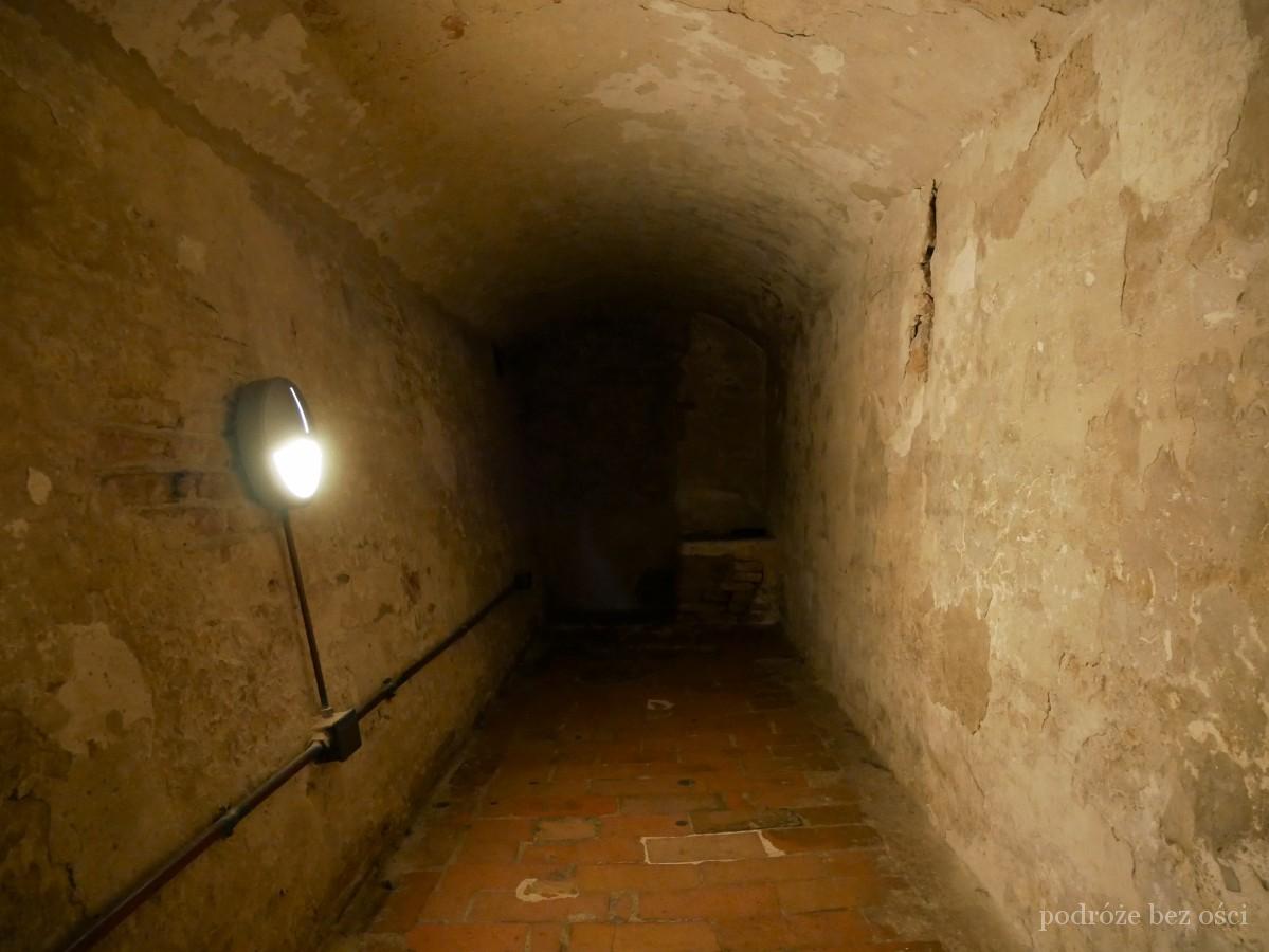Lochy, więzienie w zamku d'Este (Castello Estense), Ferrara, Włochy