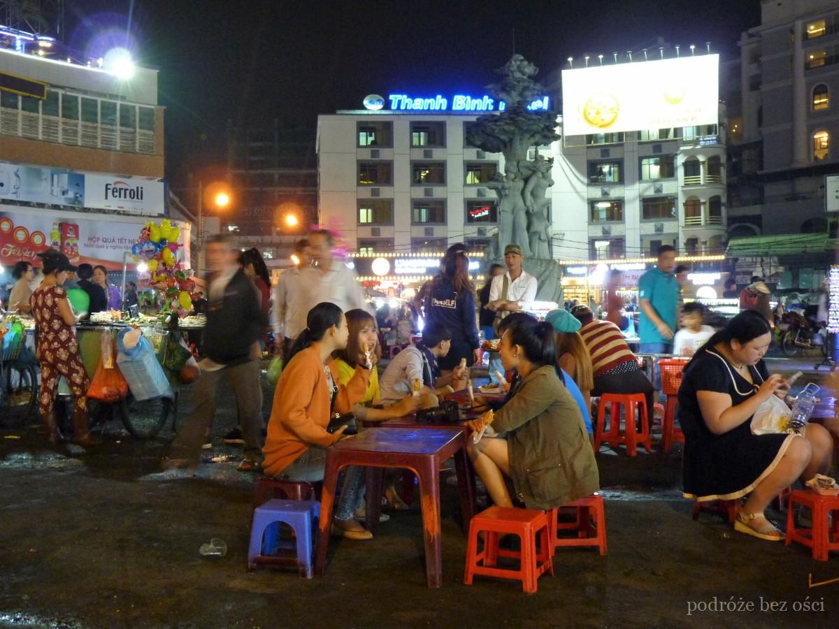 da lat dalat night market wietnam viet nam