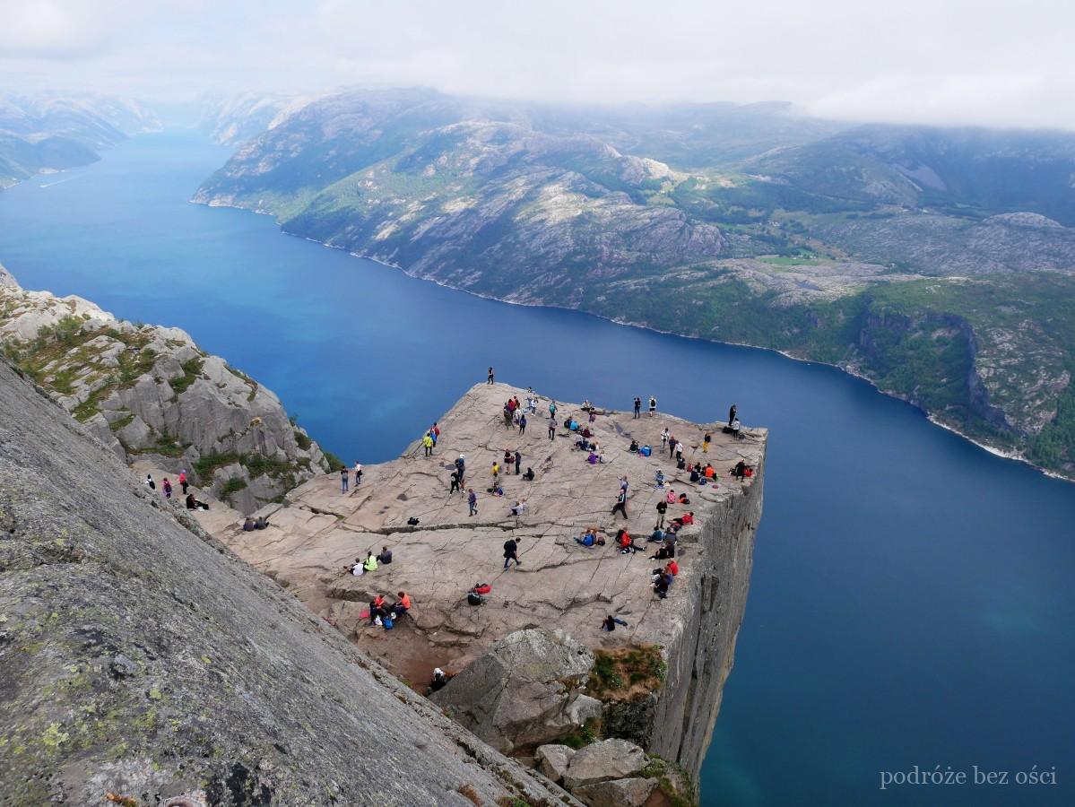 preikestolen pulpit rock ambona lysefjord norwegia