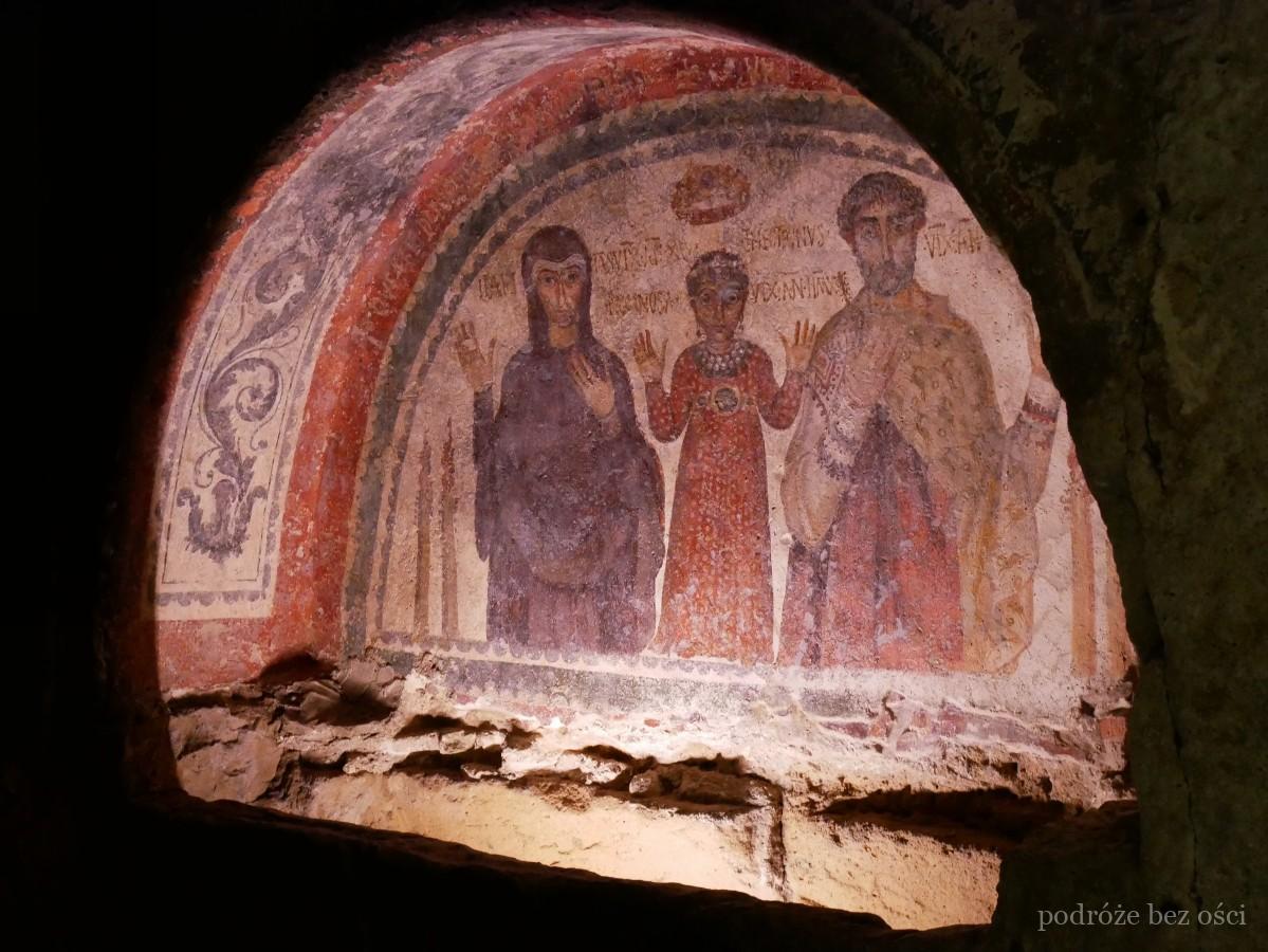 katakumby catacombe di san gennaro neapol atrakcje zwiedzanie co warto zobaczyc przewodnik na weekend wlochy napoli naples