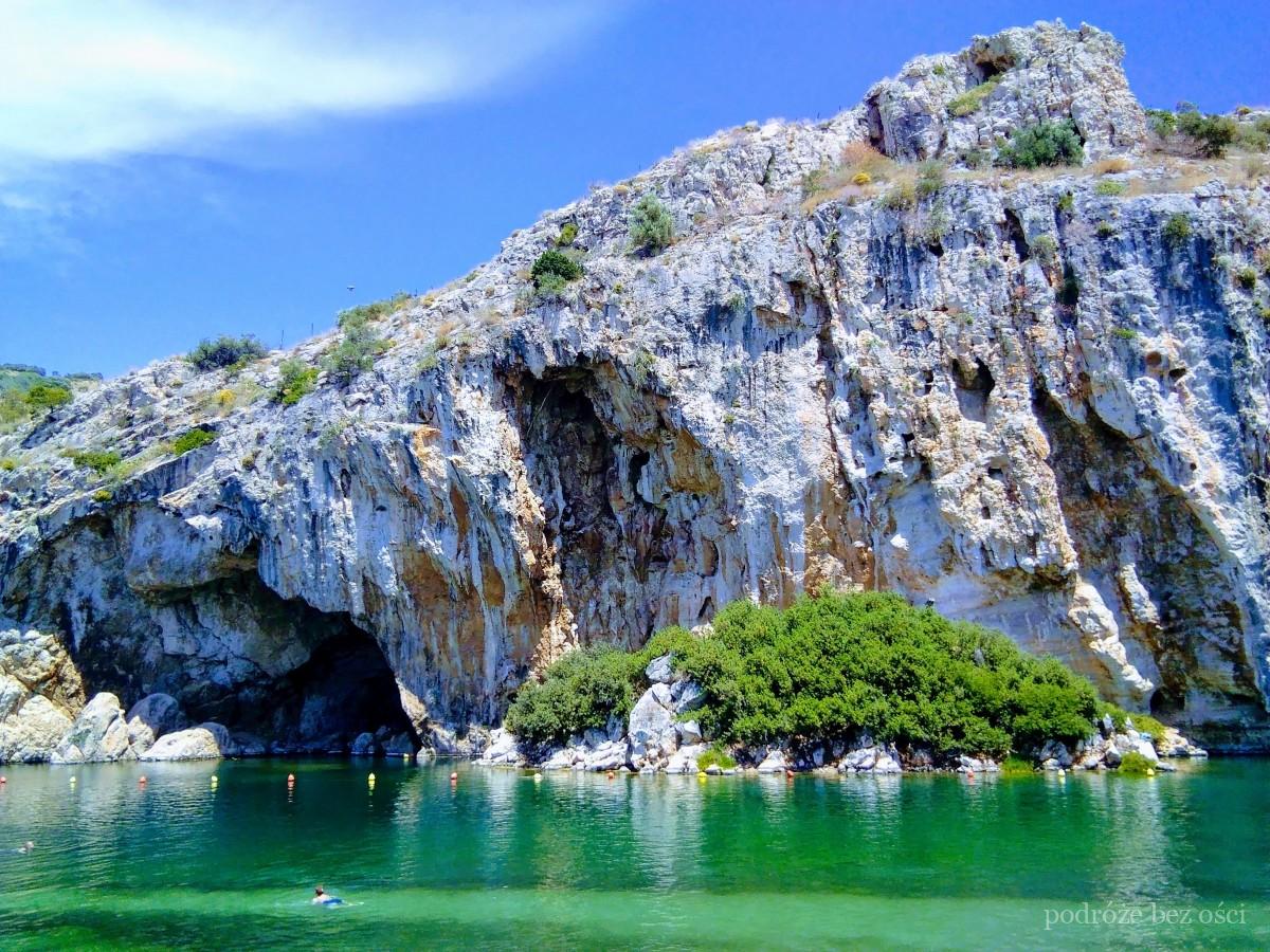 jezioro vouliagmeni lake ateny w atenach atrakcje zwiedzanie co warto zobaczyc stolica grecji na weekend przewodnik 