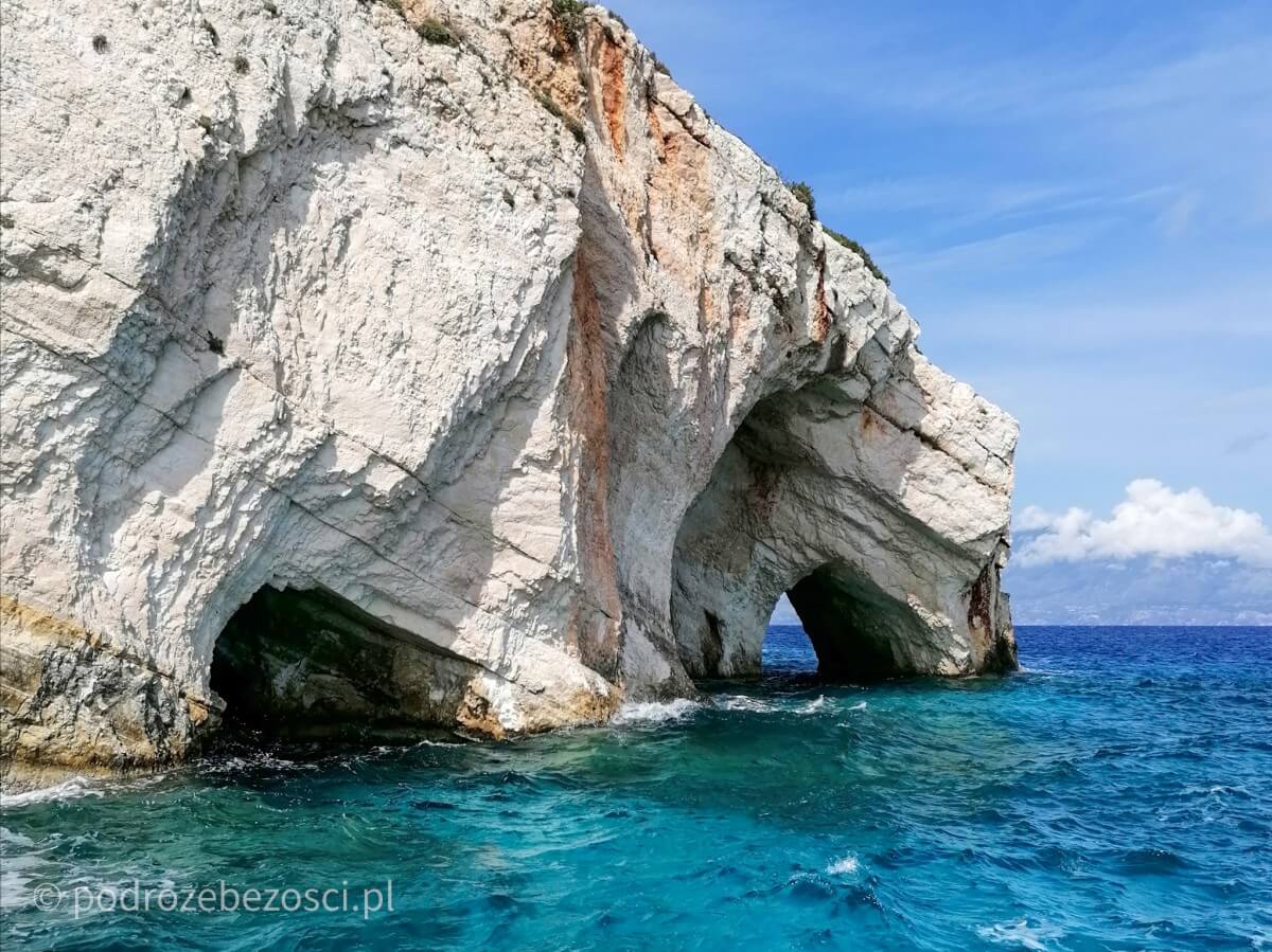 blue caves zakynthos atrakcje co warto zobaczyc zwiedzic na zakynthos zante zakintos grecja greece 