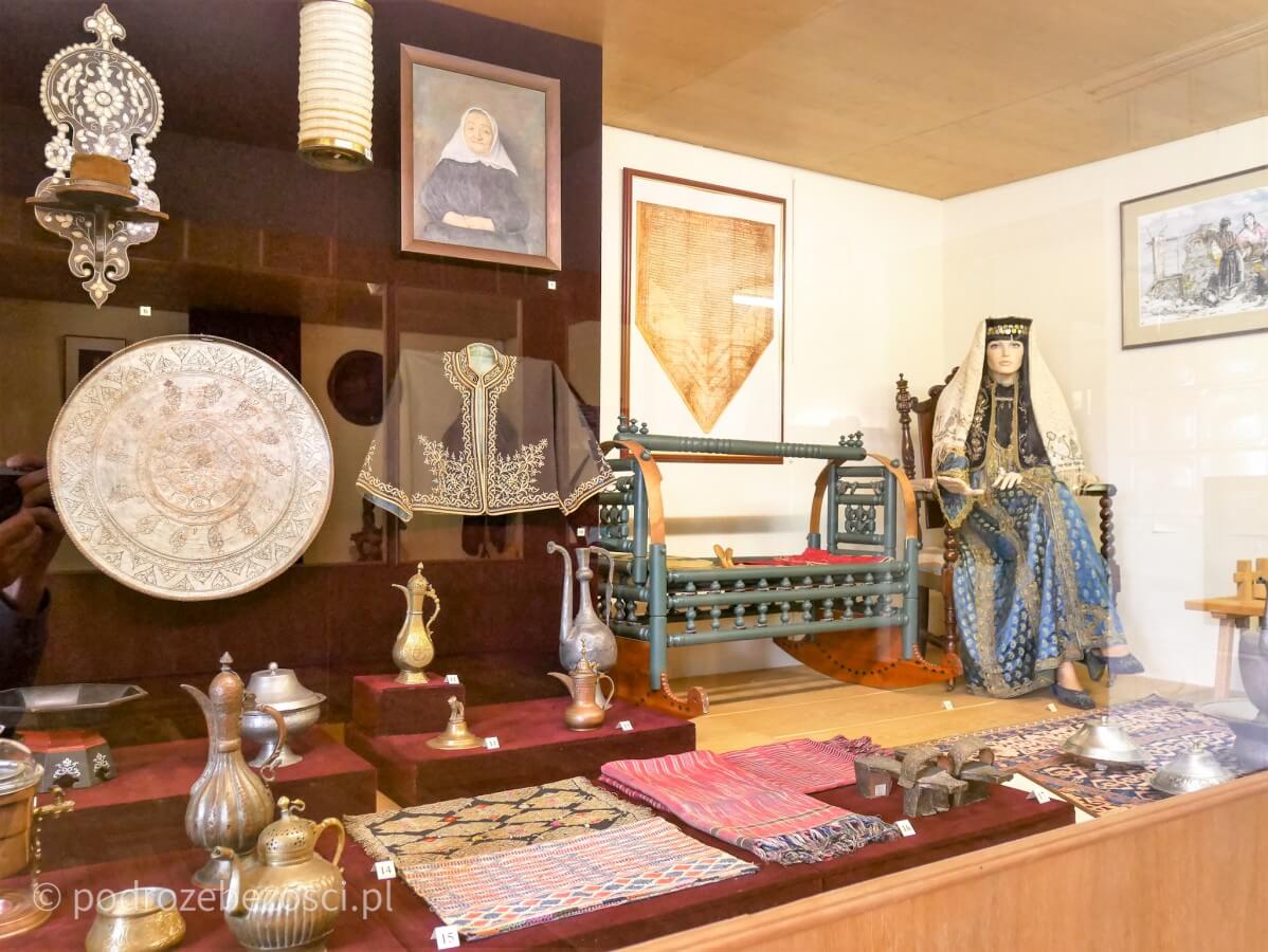 karaimi karaimskie muzeum etnograficzne troki trakai litwa atrakcje zwiedzanie co warto zobaczyc zwiedzic ceny biletow godziny otwarcia 