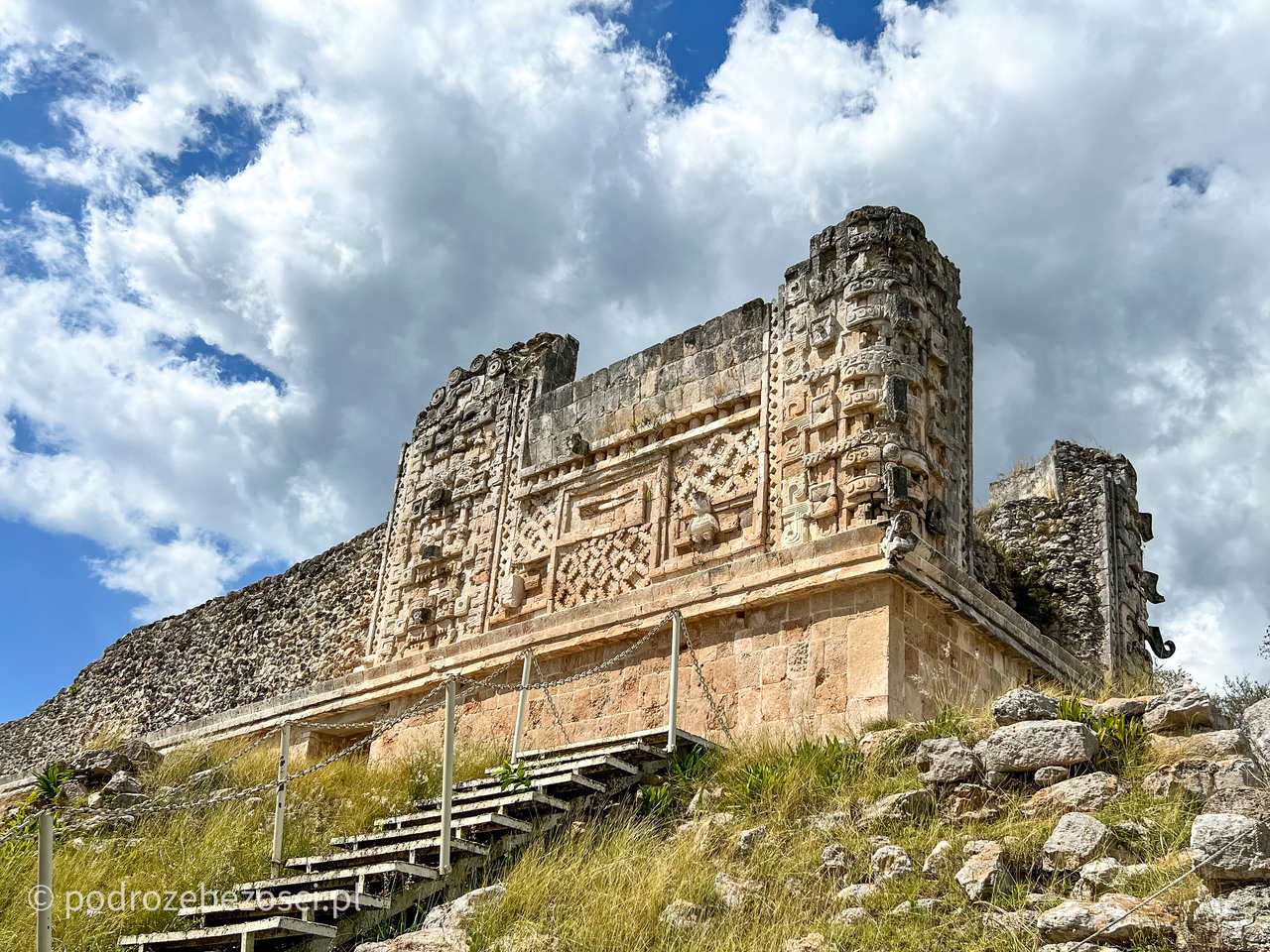 uxmal dom czworokat mniszek miasto majow jukatan meksyk zwiedzanie czy warto 