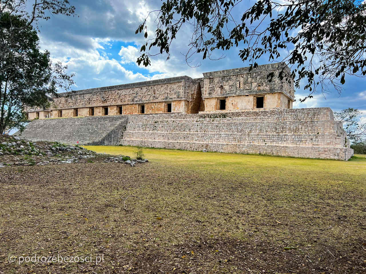 uxmal palac gubernatora miasto majow jukatan meksyk tron