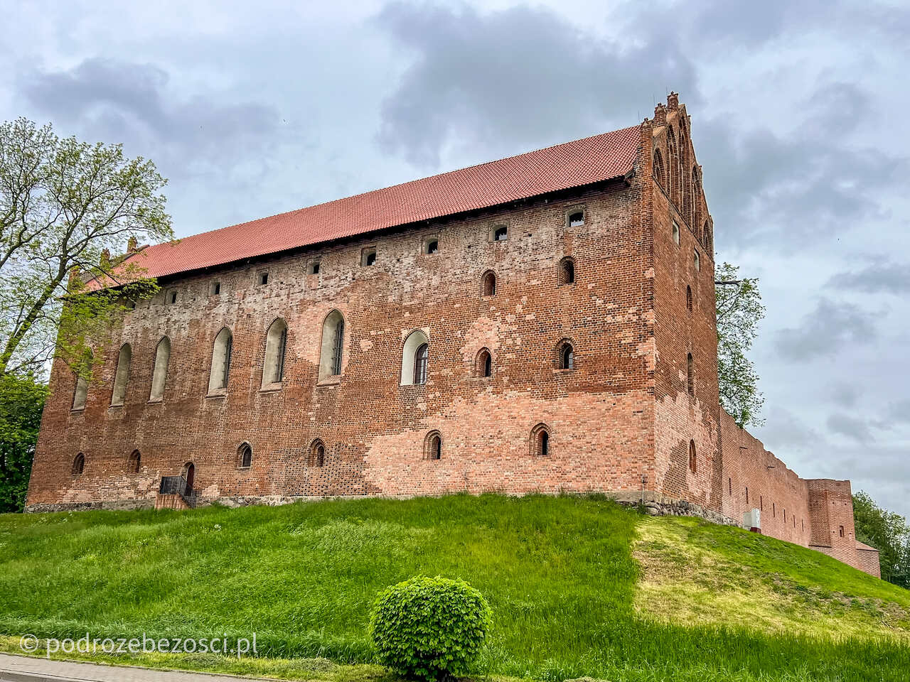 zamek krzyzacki w dzialdowie szlak zamkow gotyckich w polsce 