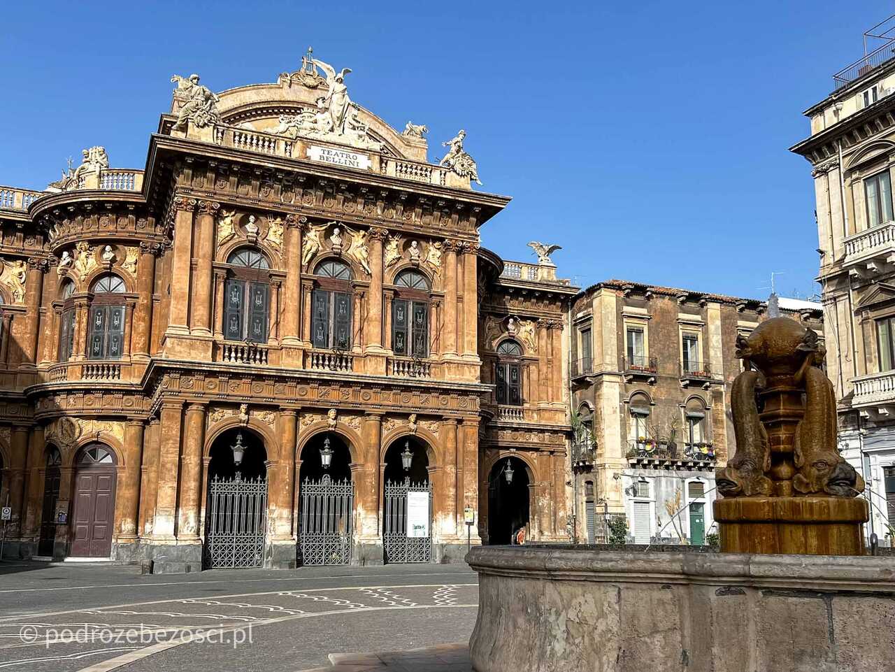 katania teatro massimo bellini atrakcje co warto zobaczyc zwiedzic w katanii sycylia wlochy przewodnik zabytki zwiedzanie mapa noclegi pogoda catania