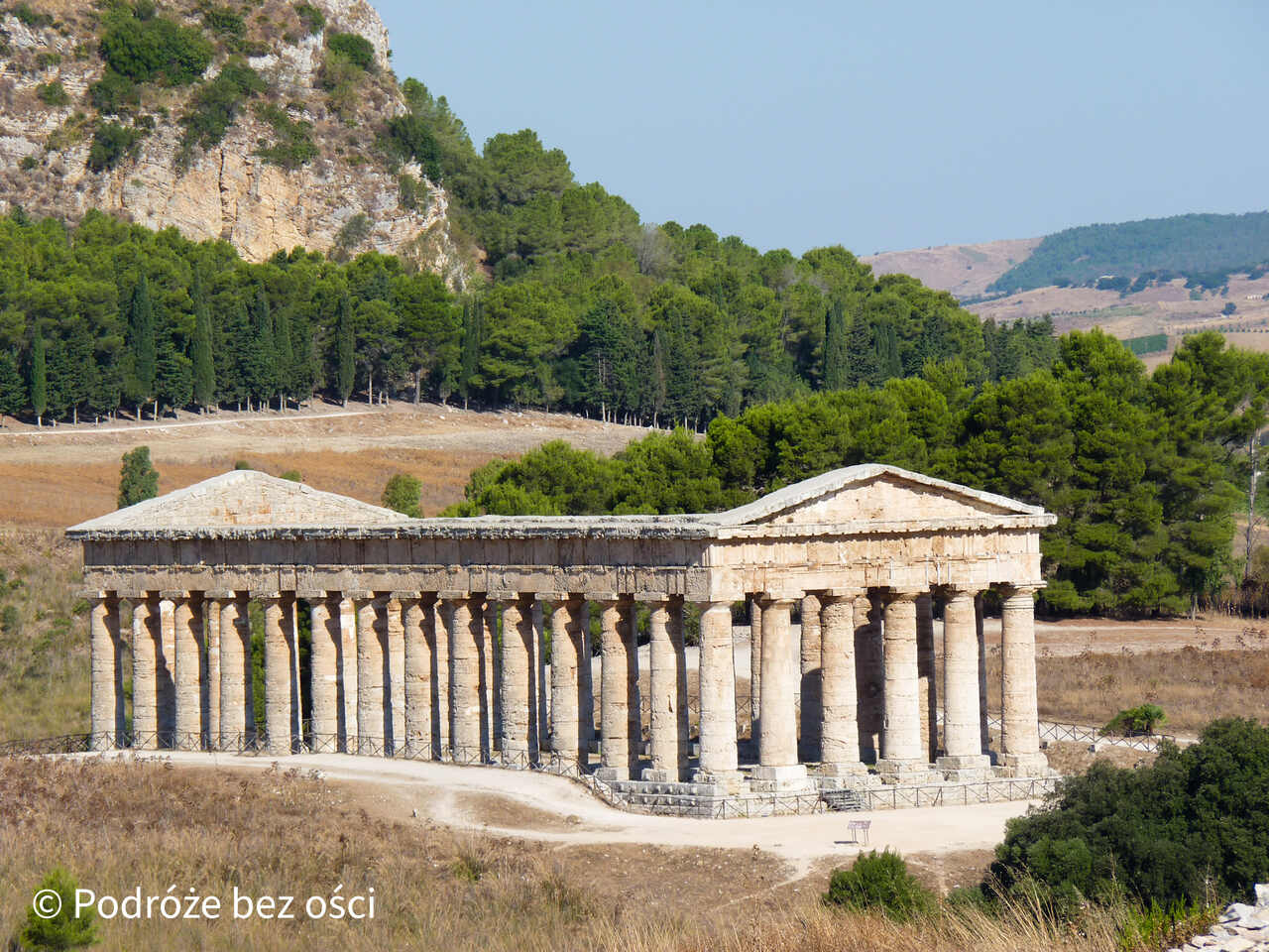 segesta sycylia atrakcje co warto zobaczyc zwiedzic w sycylii wlochy przewodnik mapa pogoda noclegi 