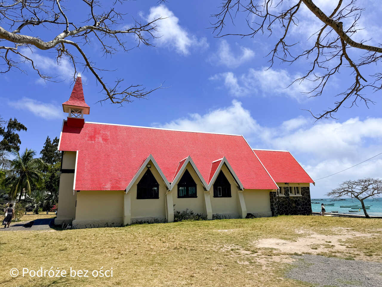 czerwony kosciol przyladek malheureux mauritius atrakcje co warto zobaczyc zwiedzic na mauritiusie przewodnik plaze wakacje 