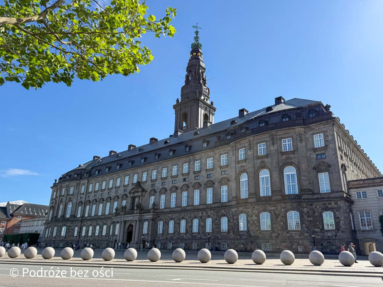 Pałac Christiansborg w Kopenhadze, siedziba duńskiego parlamentu Pałac Christiansborg w Kopenhadze, siedziba duńskiego parlamentu